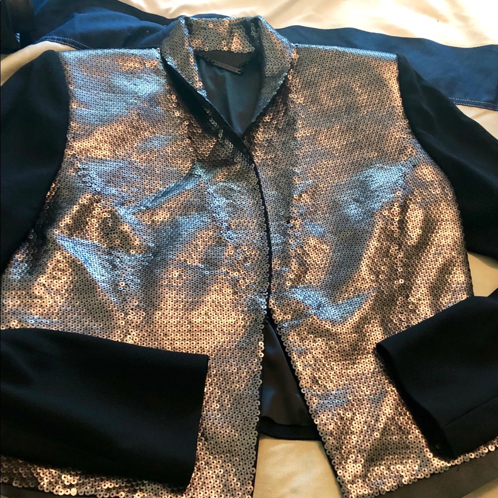 Elegant Jacket black and gold